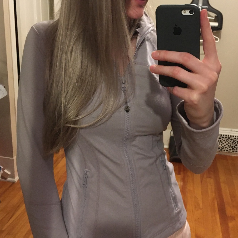 Lululemon define jacket in dusty purple, size 4